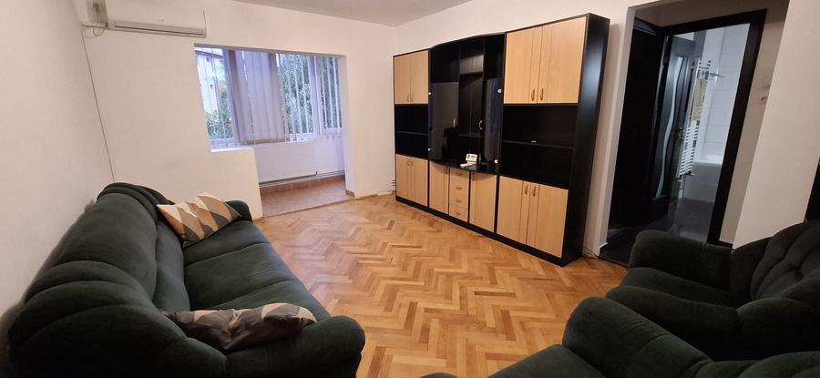 Apartament cu 2 camere semidecomandat în Dâmbovița