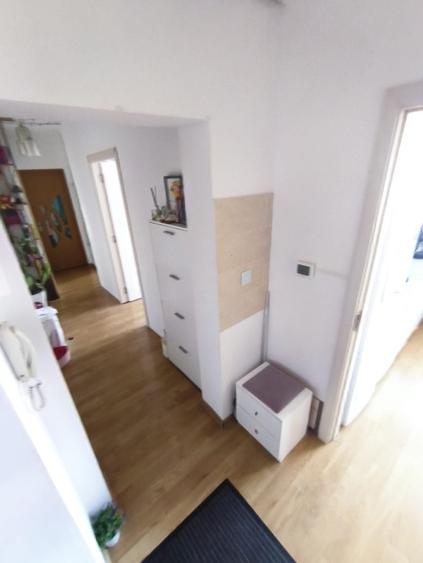 Apartament cu 2 camere decomandat în Șagului