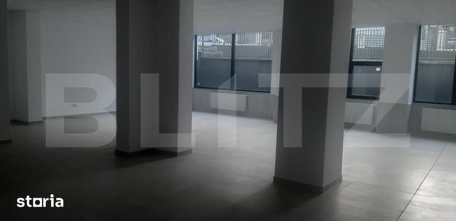 Spațiu comercial, de 148 mp, în Central