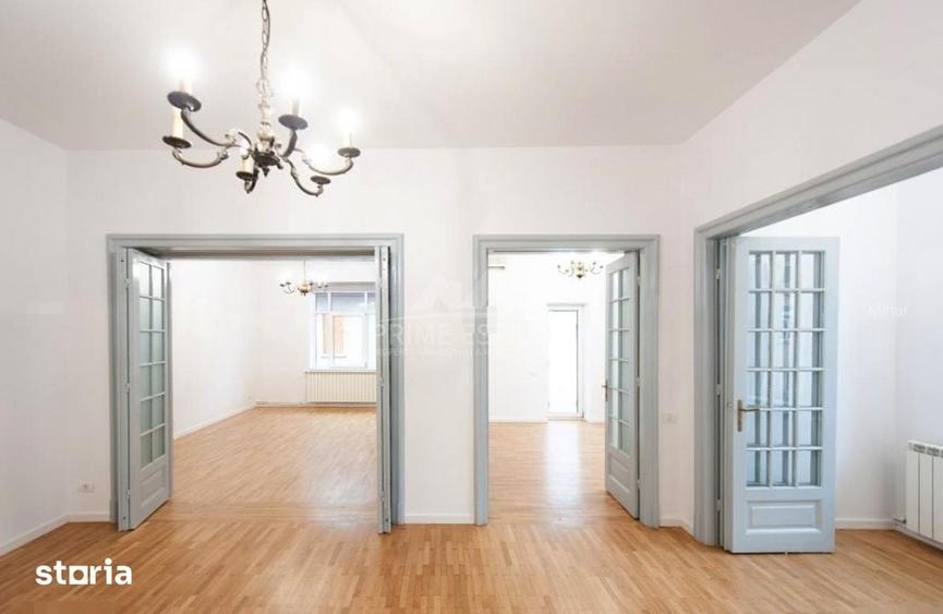 Apartament cu 4 camere în Aviatorilor