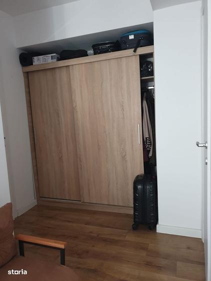 Apartament cu 3 camere în Calea Moldovei