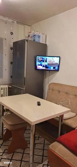 Garsonieră decomandată în Pipera