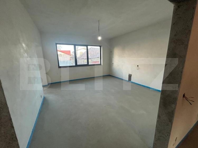 Casă individuală cu 6 camere cu Canalizare în Micro 6