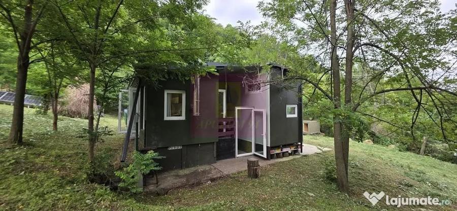 Casă cu 2 camere cu Teren 1500 Mp în Telega