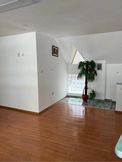 Spațiu comercial, de 182 mp, în Central
