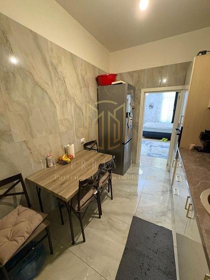 Apartament cu 2 camere semidecomandat, mobilat în Centrul Istoric
