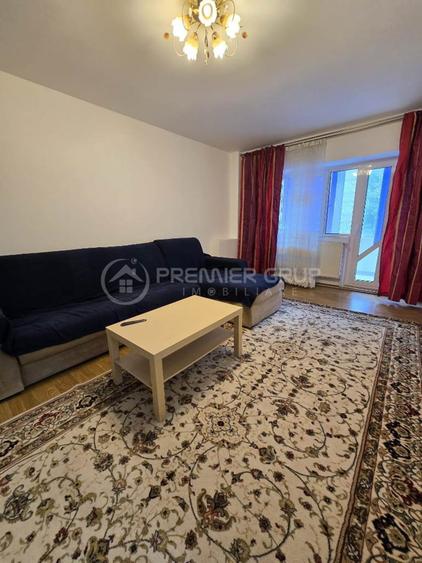 Apartament cu 3 camere decomandat în Păcurari