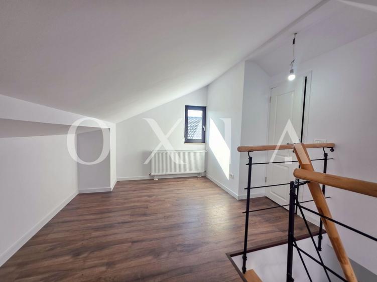 Duplex cu 4 camere cu Canalizare în Moșnița Nouă