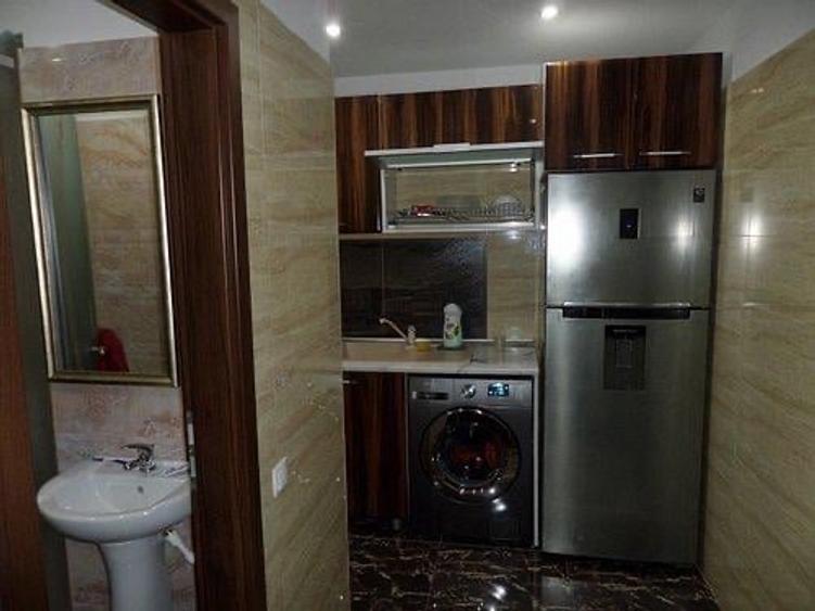Garsonieră decomandată, mobilată în Gorjului