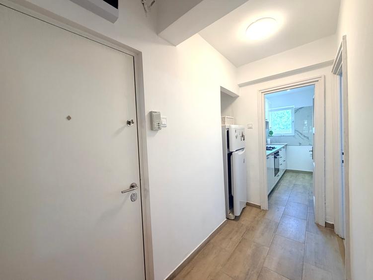 Apartament cu 2 camere semidecomandat în Floreasca