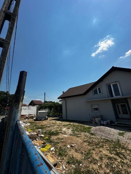 Casă cu 4 camere în Cerneți
