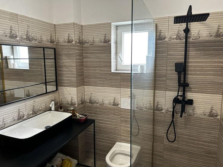 Casă cu 4 camere cu Teren 500 Mp în Câmpenești