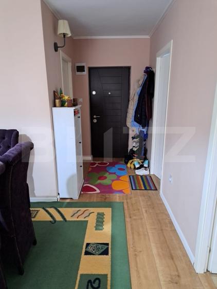 Apartament cu 3 camere decomandat, mobilat în Cetății