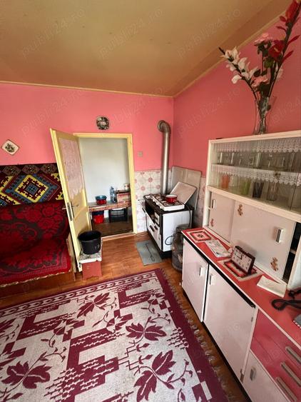 Casă cu 2 camere cu Teren 416 Mp în Luna