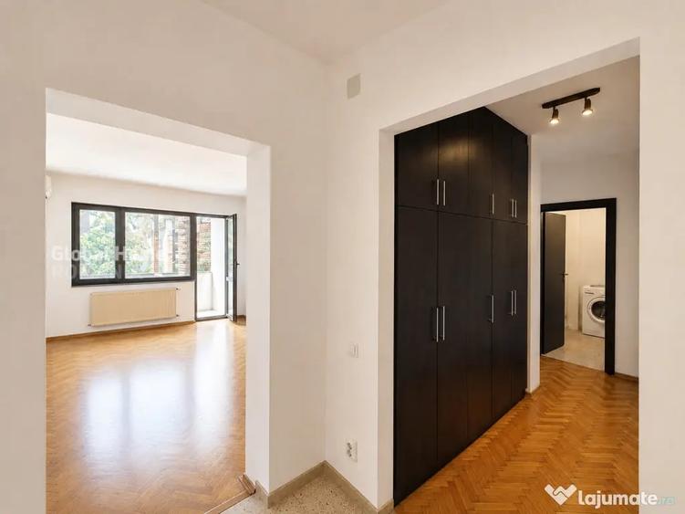 Apartament cu 3 camere decomandat în Cotroceni