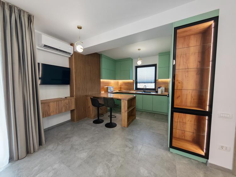 Apartament cu 2 camere decomandat în Universitate