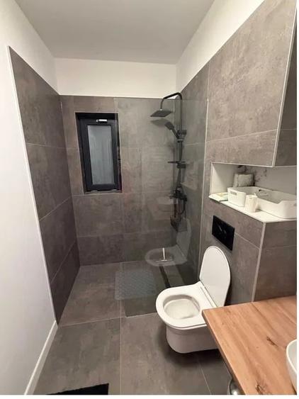 Apartament cu 2 camere semidecomandat în Km 5