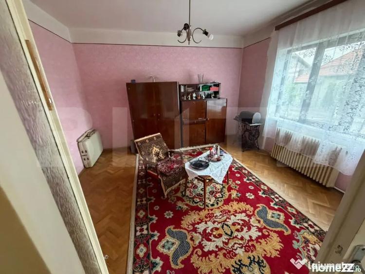 Casă cu 6 camere cu Teren 554 Mp în 14 Mai
