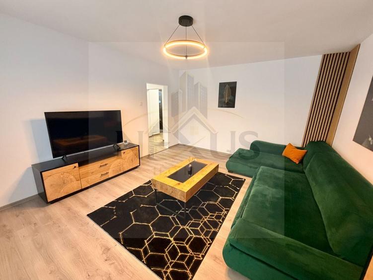 Apartament cu 3 camere decomandat, mobilat în Vitan Mall