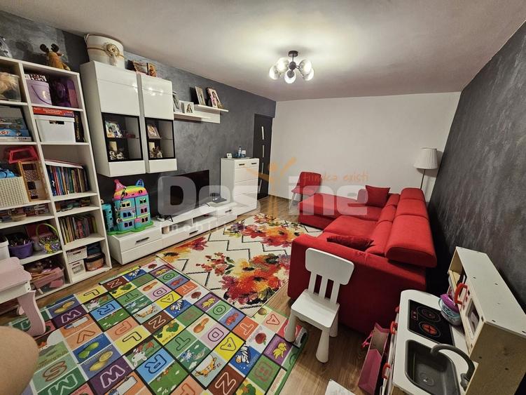 Apartament cu 2 camere decomandat, mobilat în Tomești