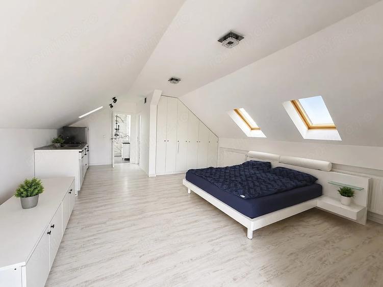Casă cu Teren 2800 Mp în Central