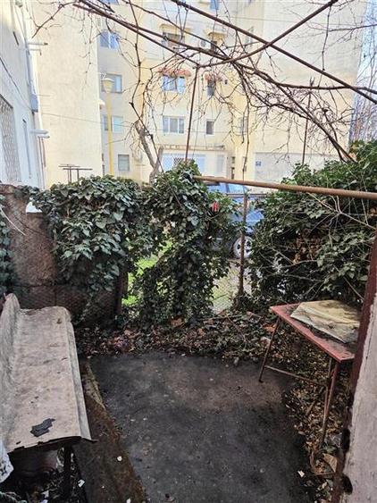Apartament cu 3 camere decomandat în Inel II