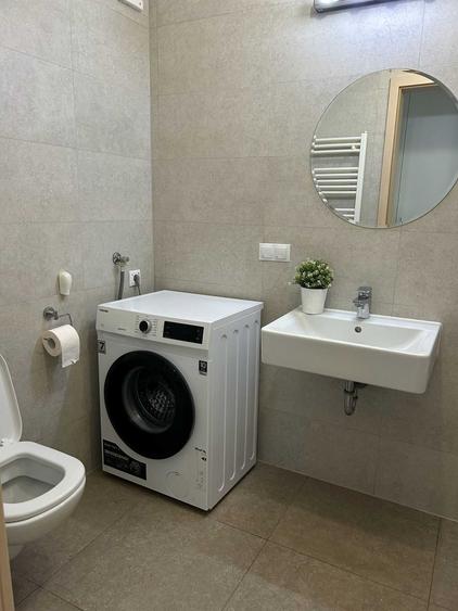 Apartament cu 2 camere decomandat în Avantgarden