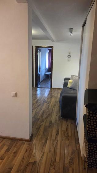 Apartament cu 3 camere decomandat în Ciurea