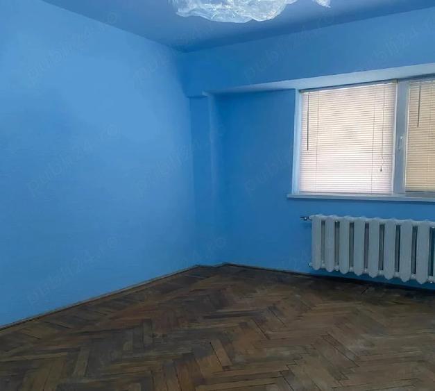 Apartament cu 2 camere decomandat în CET