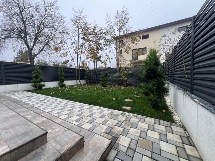 Casă individuală cu 4 camere cu Canalizare în Voluntari