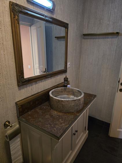 Apartament cu 2 camere nedecomandat în Ultracentral