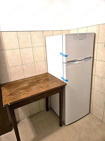 Garsonieră decomandată în Intim