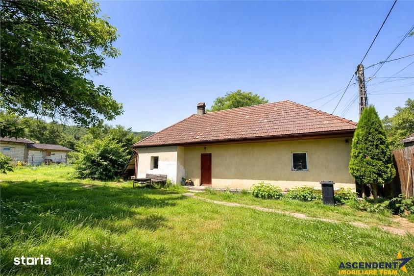 Casă cu 2 camere cu Teren 719 Mp în Zagon