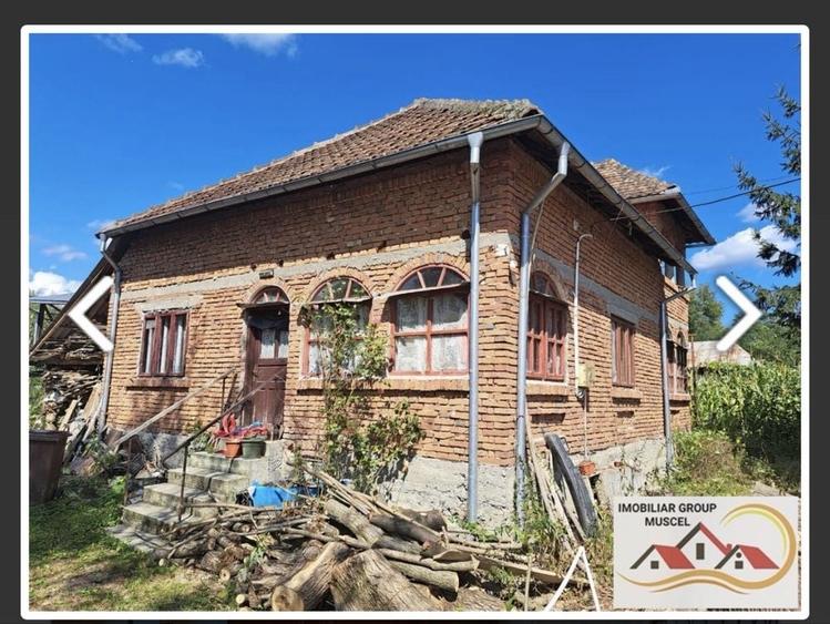 Casă cu 3 camere în Aninoasa