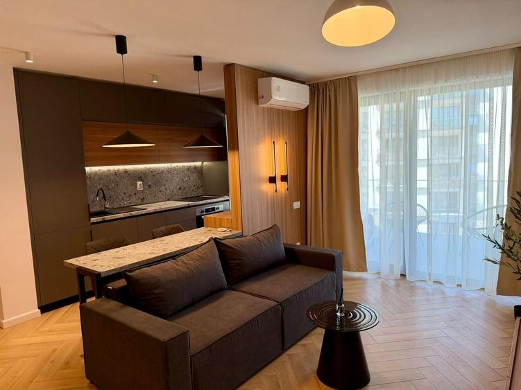 Apartament cu 2 camere decomandat, mobilat în Mărăști