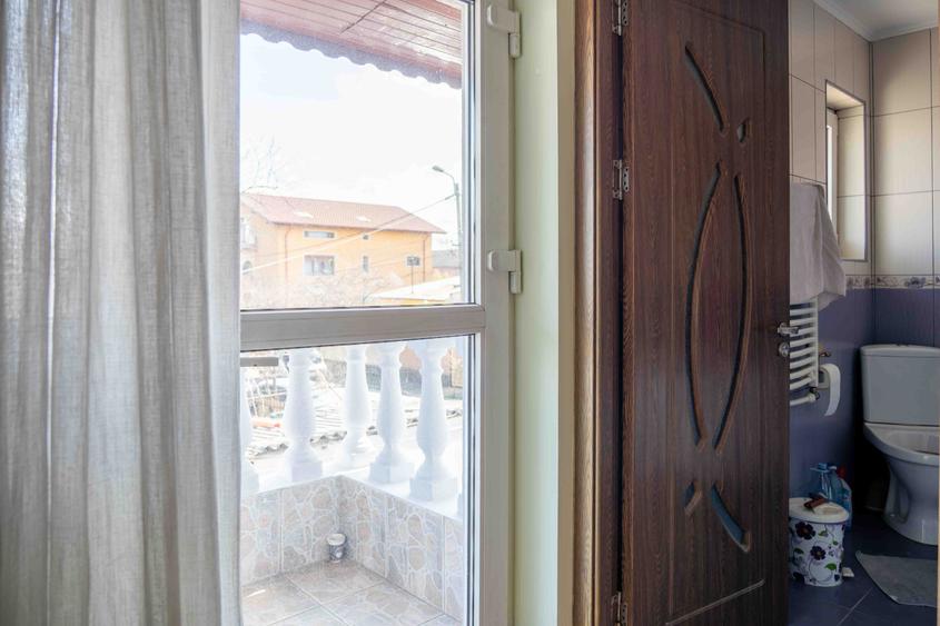 Casă individuală cu 10 camere cu Garaj în Chitila