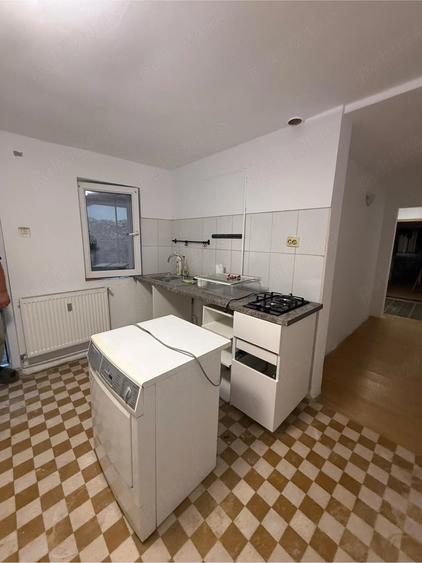 Apartament cu 3 camere decomandat în Mehala