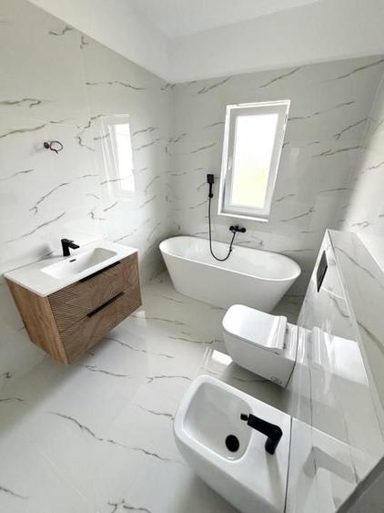 Duplex cu 5 camere cu Canalizare în Moșnița Nouă