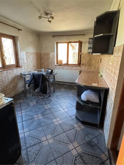 Casă cu 3 camere cu Teren 317 Mp în Central