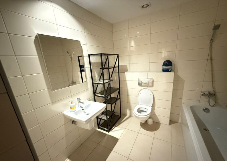 Apartament cu 2 camere decomandat în Pipera