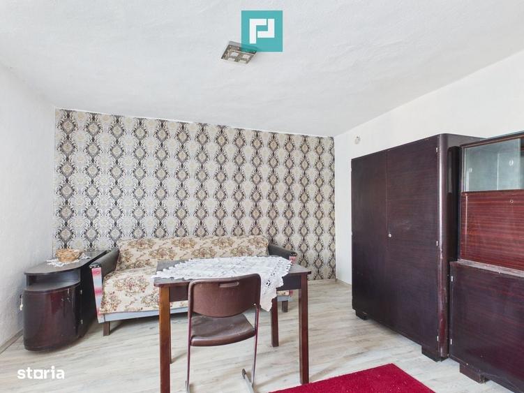 Casă cu 4 camere în Central
