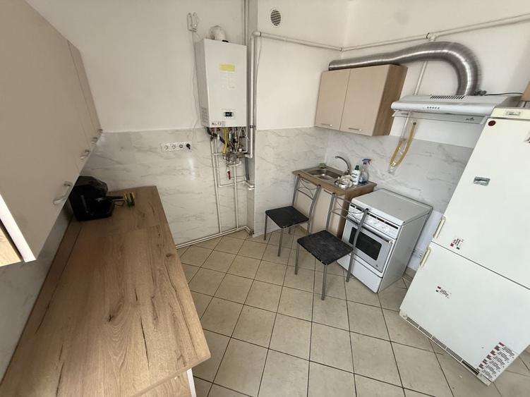Apartament cu 3 camere decomandat în Ultracentral