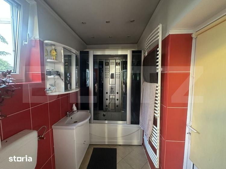 Casă cu 5 camere decomandat cu Teren 311 Mp în Central