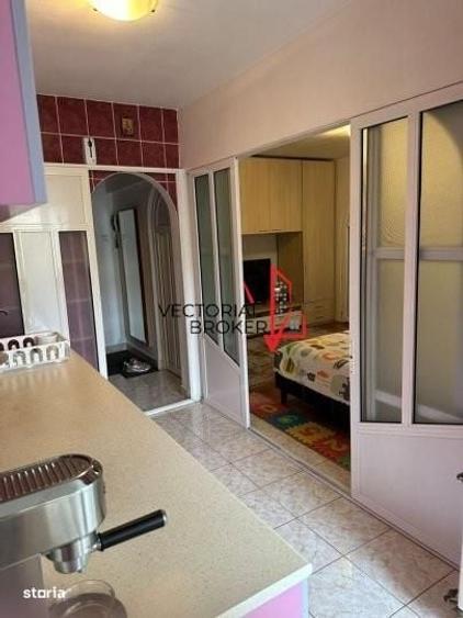 2 camere semidecomandate, et.7, 50mp, renovat, mobilat, Basarabia- Cam - 4