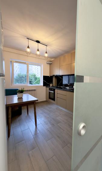 Apartament cu 2 camere decomandat, mobilat în Iancului