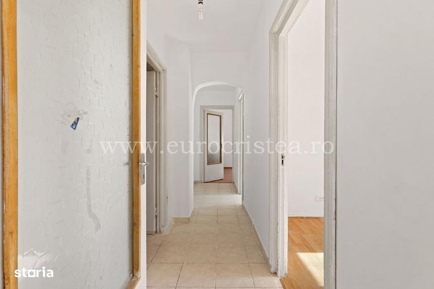 Apartament cu 2 camere, mobilat în Mangalia