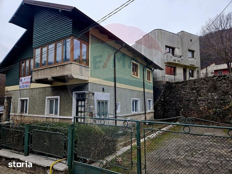 Apartament cu 3 camere în Calea București
