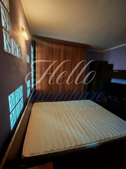 Apartament cu 3 camere decomandat în Florești