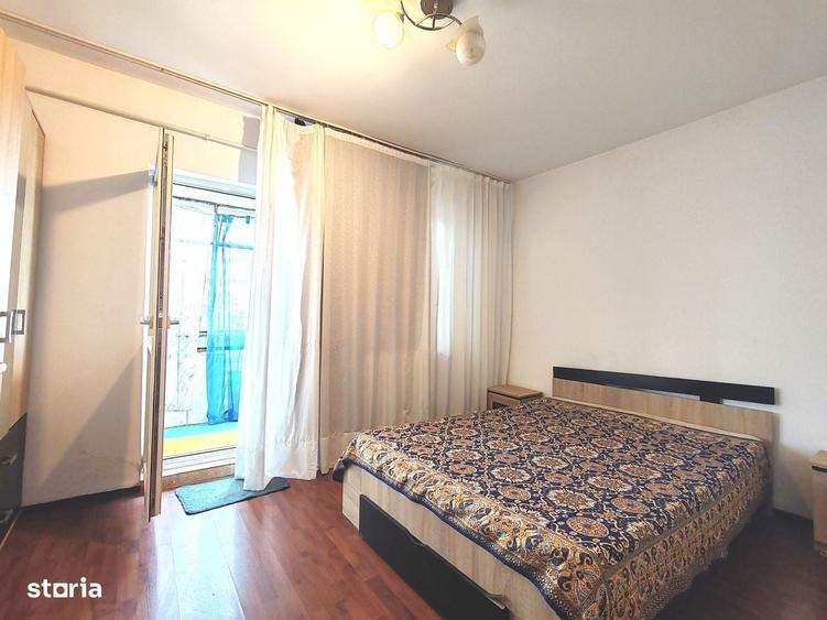 Apartament cu 3 camere decomandat în Prundu