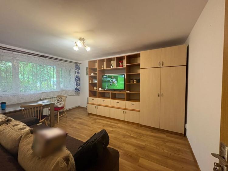 Apartament cu 2 camere decomandat, mobilat în Drumul Taberei